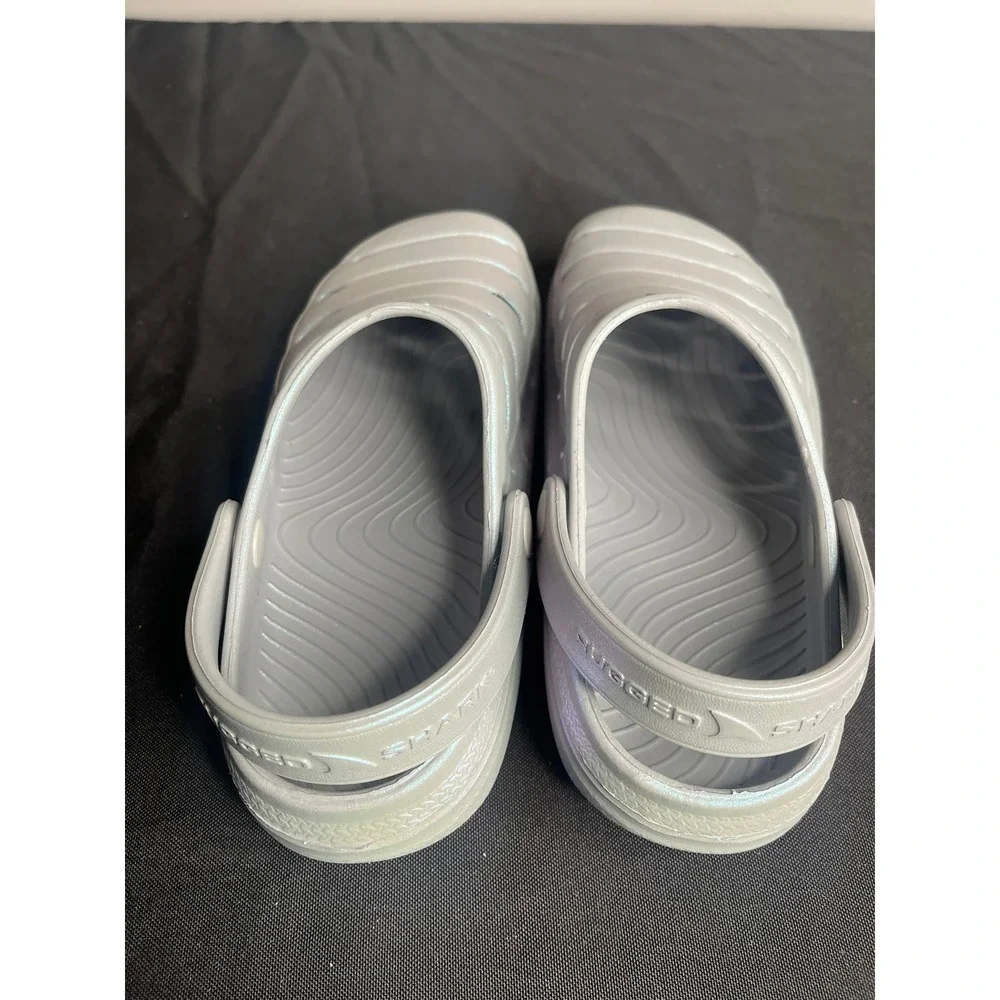Rugged Shark Kids Iridescent Silver Clogs Slip On Water Shoes Size 1 Non-Marking
